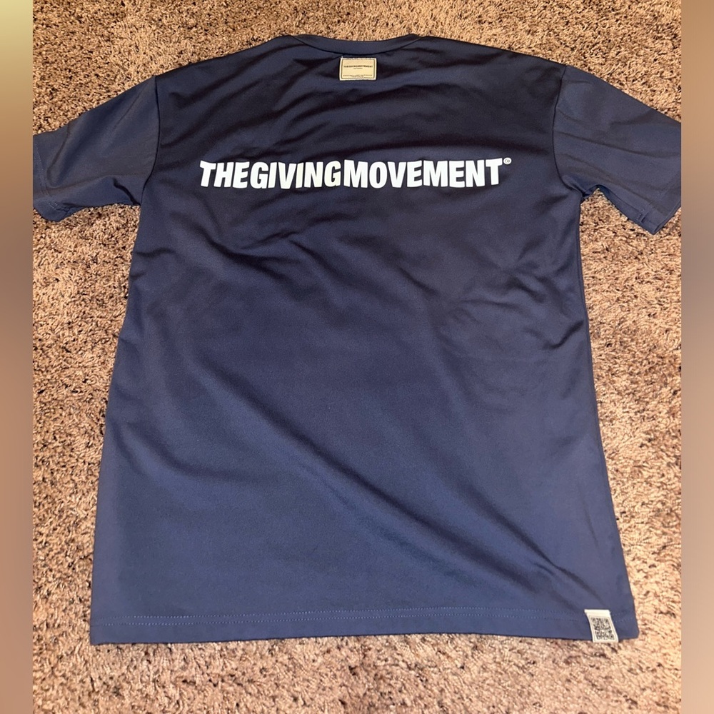 Giving Movement Oversized T-shirt Women’s